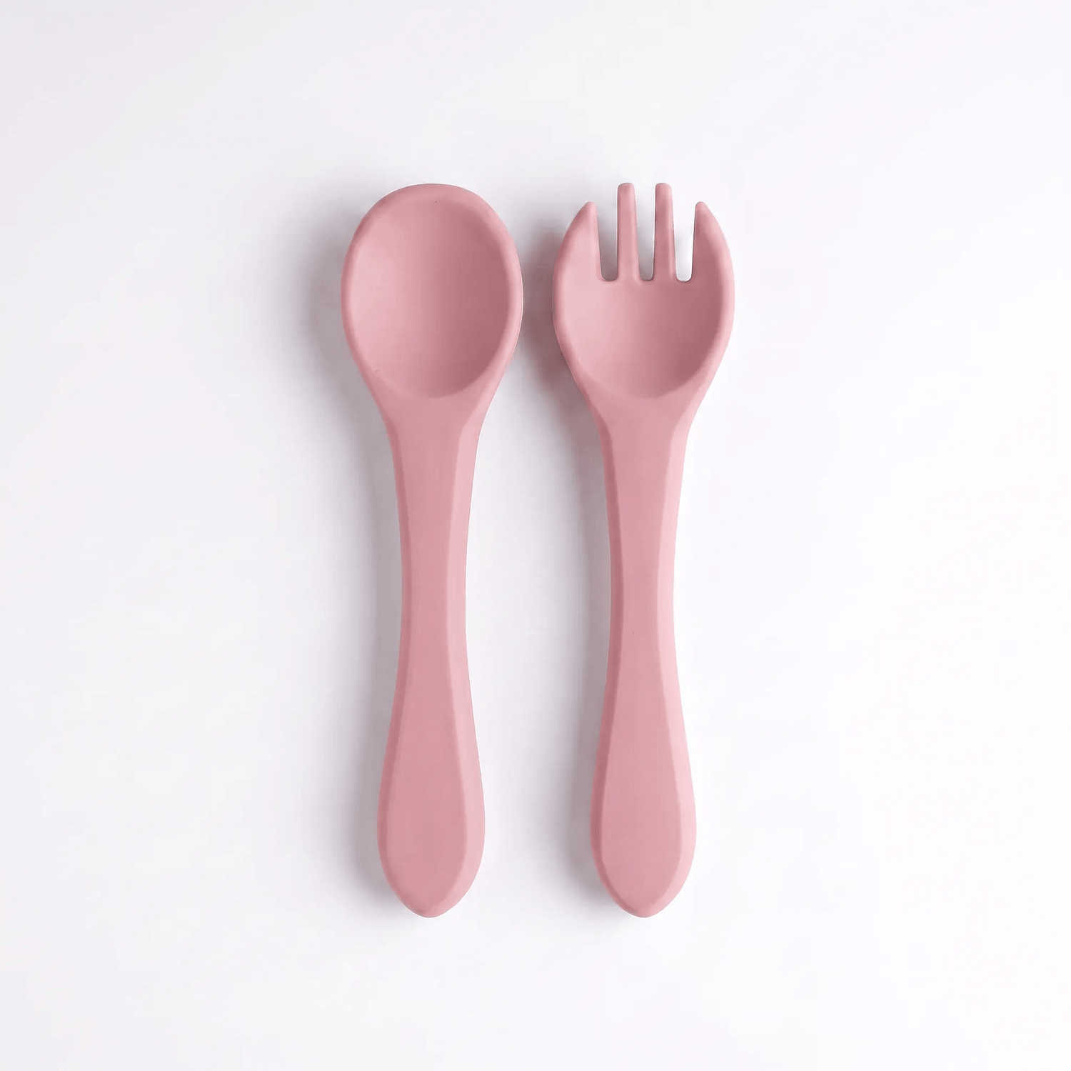 Silicone baby utensils set in Rosewood (blush pink) – spoon and fork