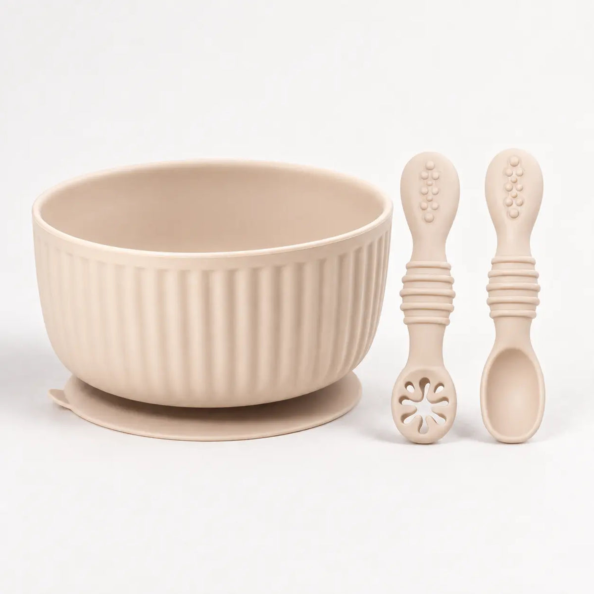 Ribbed silicone suction bowl and utensils set in Shifting Sand